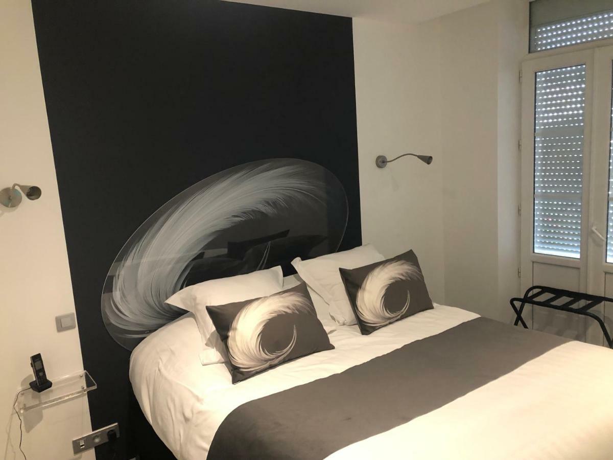 Hotel Du Lion D'Or Marmande Εξωτερικό φωτογραφία